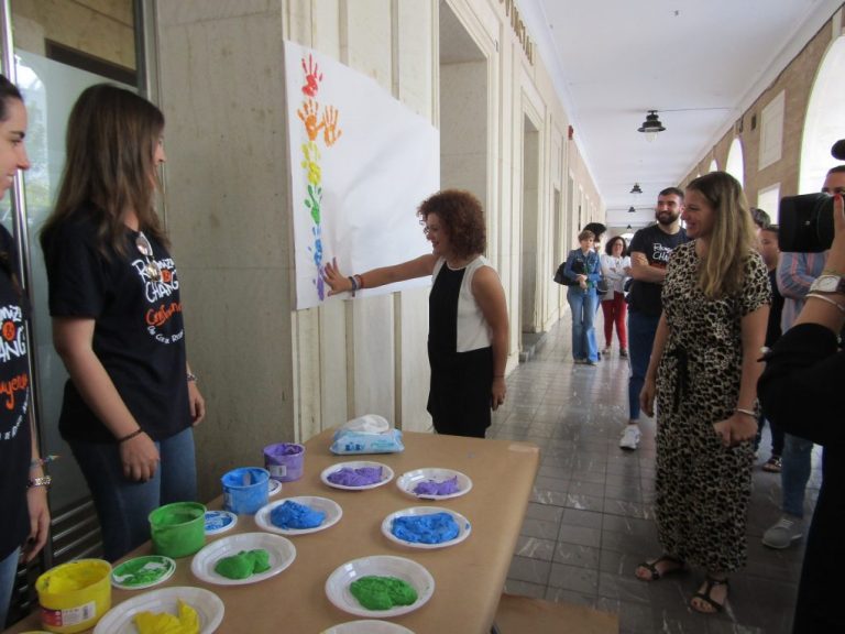 La Diputación de Huelva se suma al rechazo a la discriminación por orientación sexual