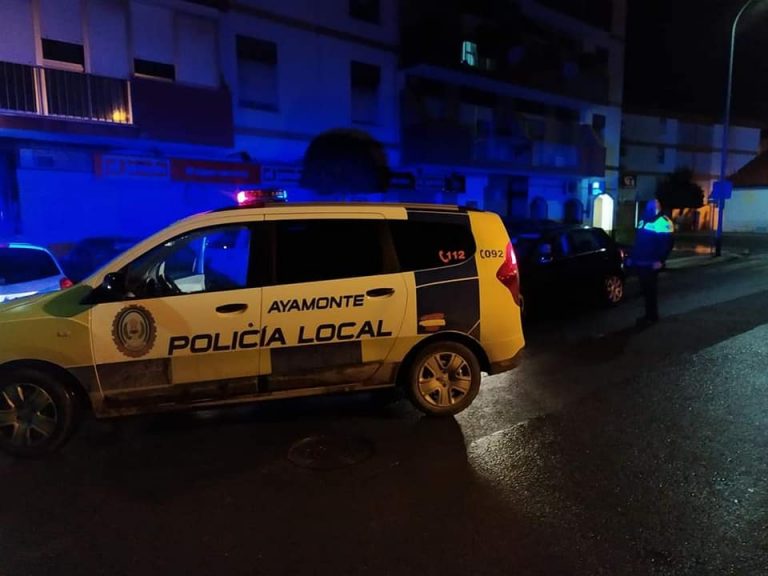 Pasan la mano en Ayamonte a varios locales abiertos pasadas las 00:00 en la «primera noche importante» después del estado de alarma