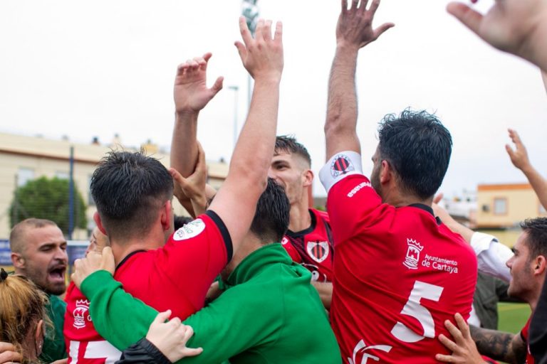 El Ayuntamiento felicita al Cartaya por su ascenso a Tercera División