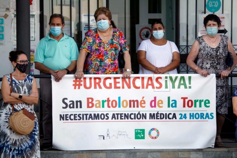 San Bartolomé pide a la Junta que “no castigue doblemente” a sus vecinos por las carencias en el Centro Médico