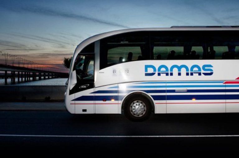 Alertan sobre una línea ilegal de transporte en el entorno de la estación de autobuses en Huelva
