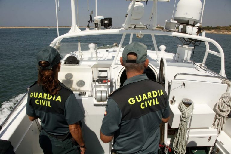Buscan a dos personas desaparecidas tras salir de Ayamonte a faenar en barco el 11 de junio