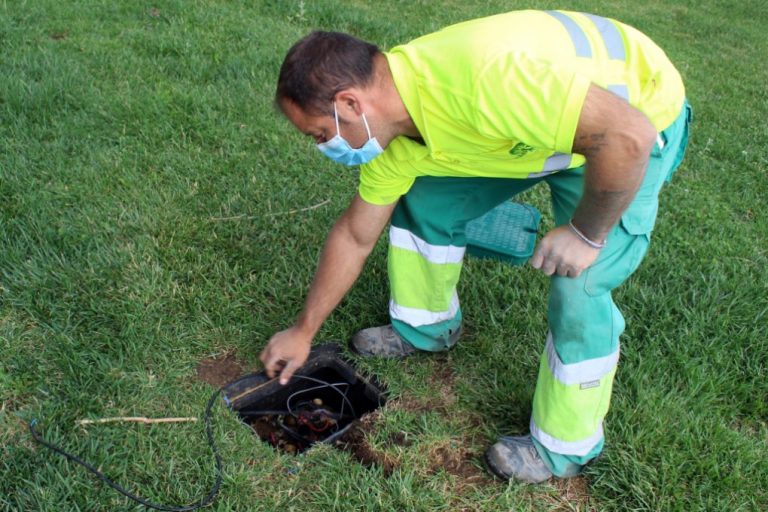 Cartaya aumenta la vigilancia en las zonas verdes ante el aumento de actos vandálicos