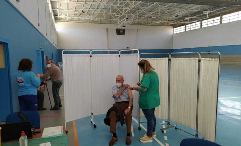 El Área Sanitaria Norte de Huelva organiza este miércoles una jornada de vacunación sin cita