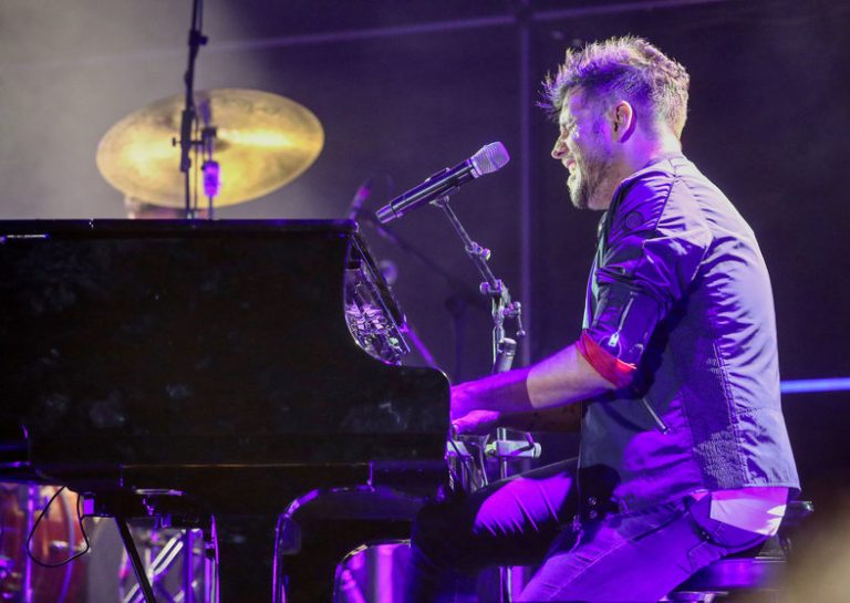 Pablo López interpreta este sábado en el Foro Iberoamericano de Huelva el directo de su nuevo disco