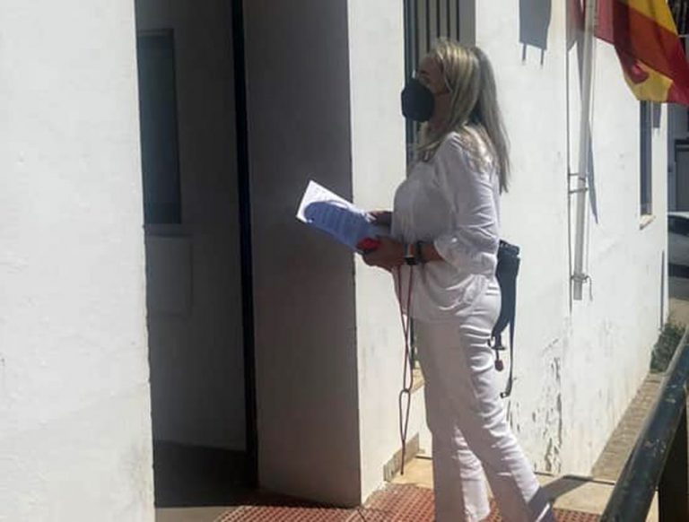La alcaldesa de Cartaya denuncia ante la Guardia Civil un vídeo con insultos hacia su persona