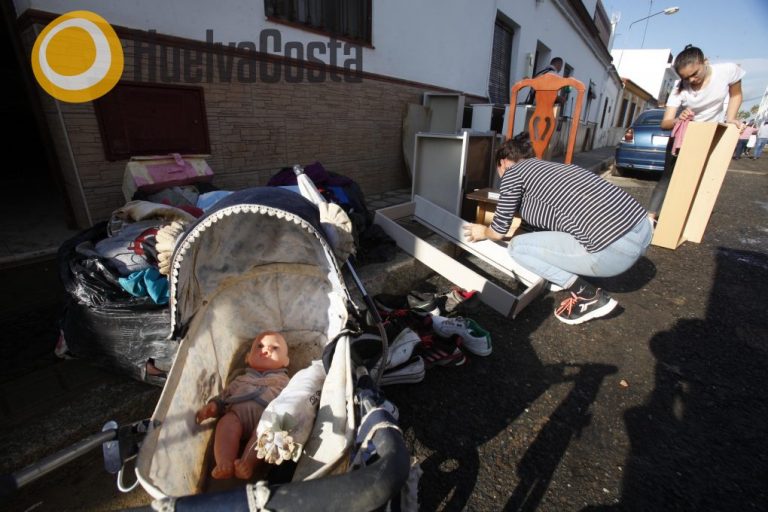 Gobierno y Junta coordinan ayudas para los casi 1.500 damnificados por las lluvias en la Costa Occidental