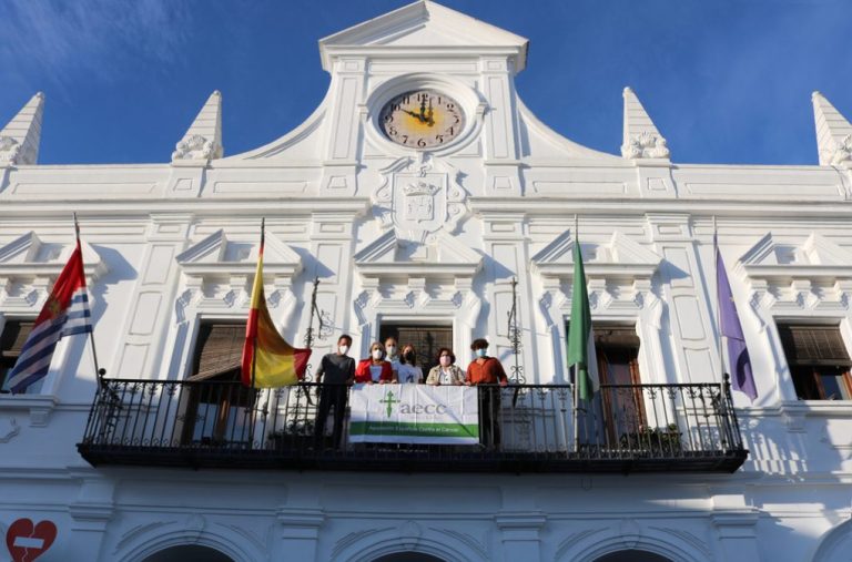 Cartaya pide colaboración para impulsar la investigación en el Día Internacional contra el  Cáncer de Mama