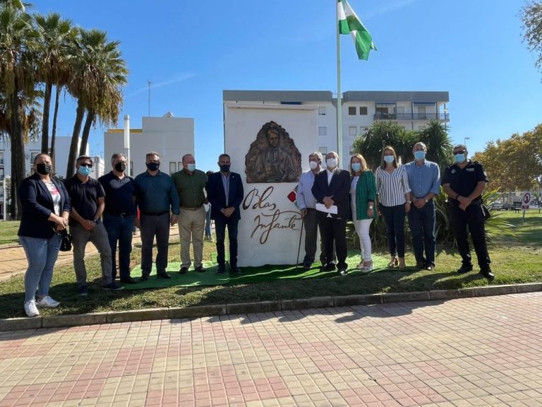 Isla Cristina ya cuenta con un monumento dedicado a Blas Infante, que fue notario en la localidad