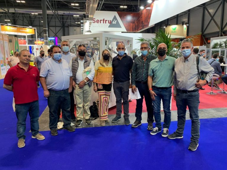 La alcaldesa de Cartaya defiende en Fruit Attraction los intereses de los agricultores locales