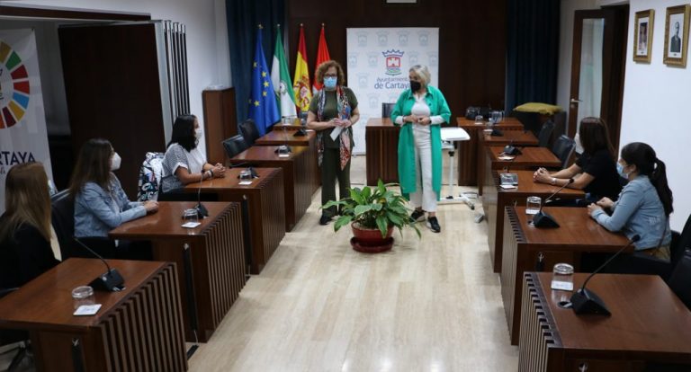 Los centros escolares de Cartaya incorporan cinco monitoras infantiles contratadas por el Ayuntamiento