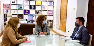 La presidenta de la Diputación agradece a la ONCE su labor en la provincia de Huelva