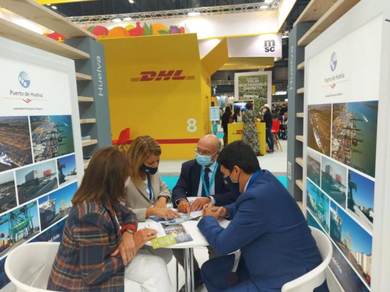 El Puerto de Huelva muestra en Fruit Attraction la amplia oferta del Muelle Sur