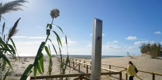 Concluyen en Ayamonte varias actuaciones para la accesibilidad y protección ambiental de las playas