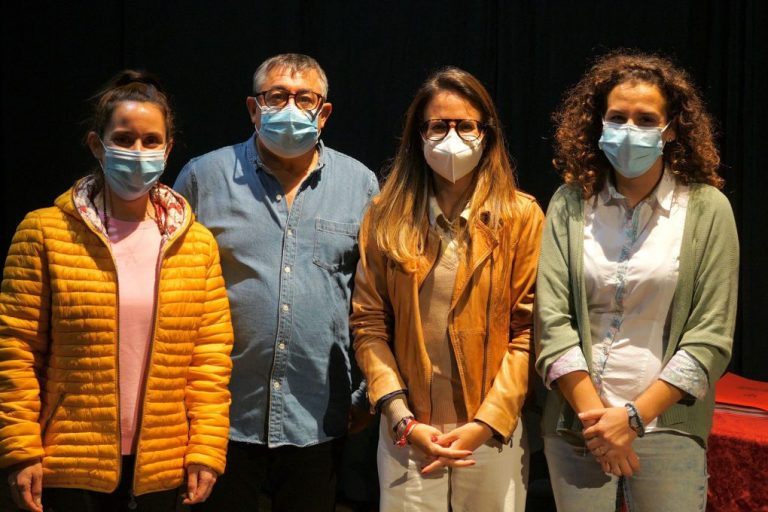 Luís Rodríguez, Nerea Carnacea Y Marta Perera encarnarán a los Reyes Magos en Ayamonte