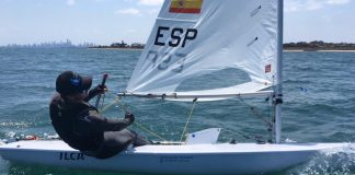 El regatista de El Rompido Guillermo Flores participa desde hoy en el campeonato del mundo de ILCA 7