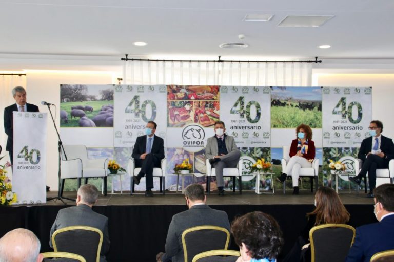 Diputación de Huelva participa en las jornadas de Ovipor sobre ganadería extensiva