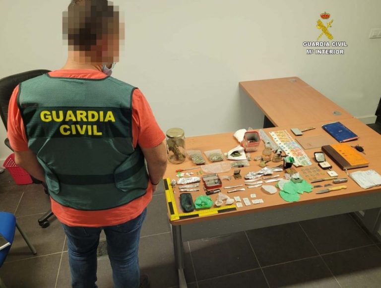 Seis detenidos en la desarticulación de 2 puntos de venta de droga en Aracena e Higuera de la Sierra