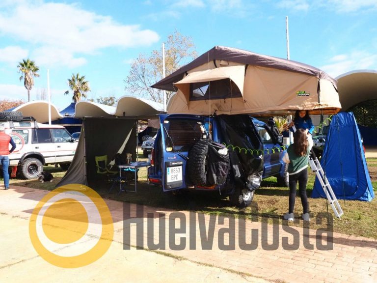 Isla Cristina acoge una concentración con más de medio centenar de vehículos KDD 4×4