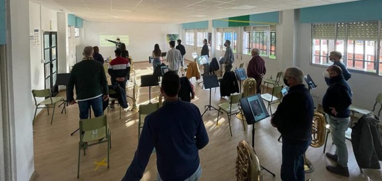 Punta Umbría aplaza las clases grupales de música que impliquen no usar mascarilla