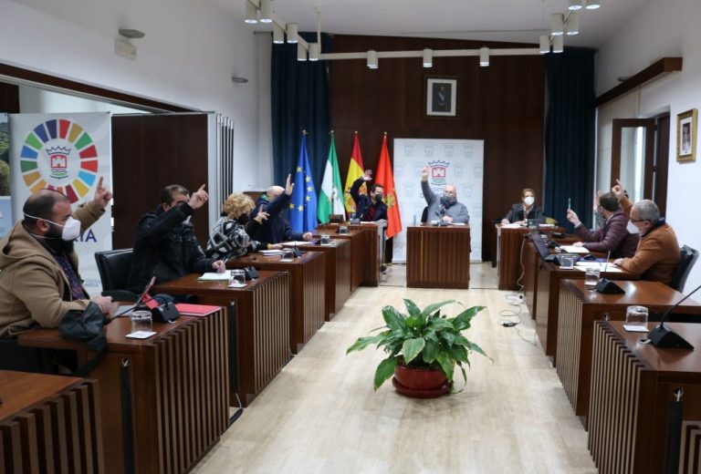 Cartaya aprueba la subida salarial de los empleados municipales recogida en los PGE de este año