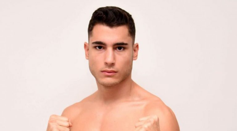 El joven villablanquero Antonio Gil Martín compite este sábado en Italia en el Mundial de la WKN