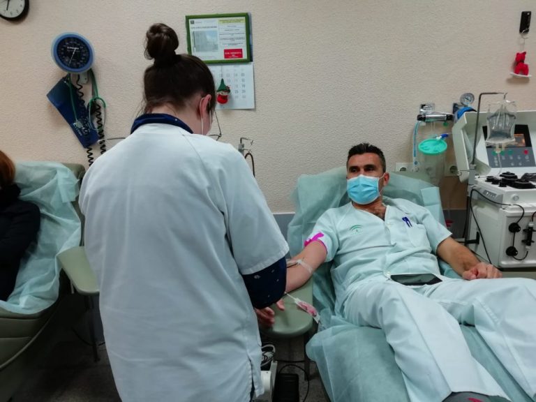 El Centro de Transfusión de Huelva pide a los onubenses que acudan a donar sangre