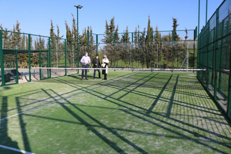 Cartaya mejora las instalaciones deportivas de El Rompido con la puesta en marcha de las pistas de pádel