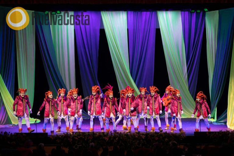 Isla Cristina vive ya el carnaval de calle tras un concurso de agrupaciones muy esperado