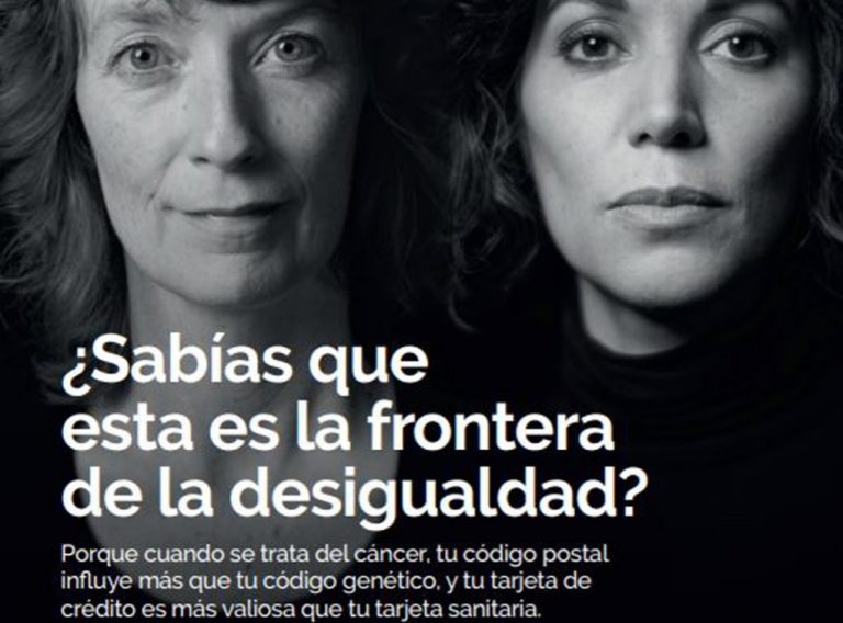 Lepe se ilumina desde este viernes de verde por el Día Mundial contra el Cáncer