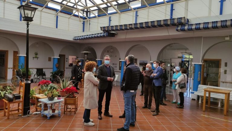 Espadas exige a Moreno Bonilla respeto a la movilización ciudadana por recuperar una sanidad pública «de calidad»
