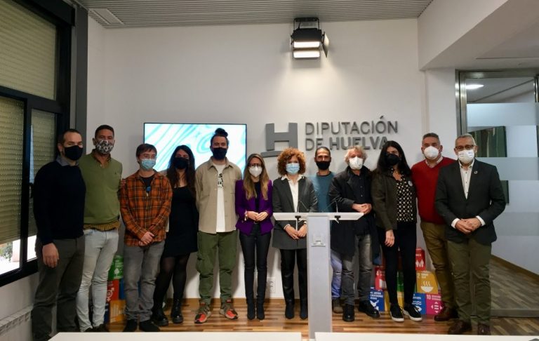 Siete artistas onubenses interpretan el paisaje de Isla Canela para el stand de Diputación en ARCO