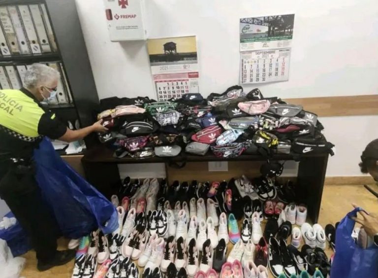 La Policía Local de Huelva incautó en 2021 2.390 kilos de fruta y 145 de pescado y marisco ilegales
