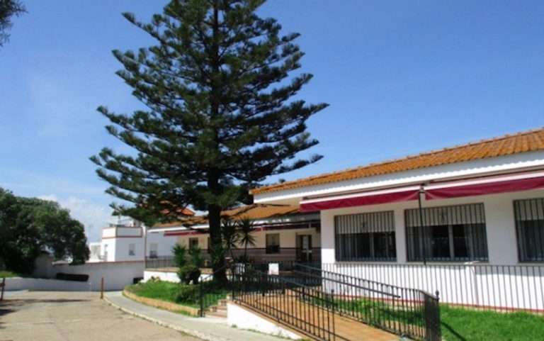 Familiares de mayores de la Residencia Tejada de Ayamonte crean una asociación para mejorar la entidad