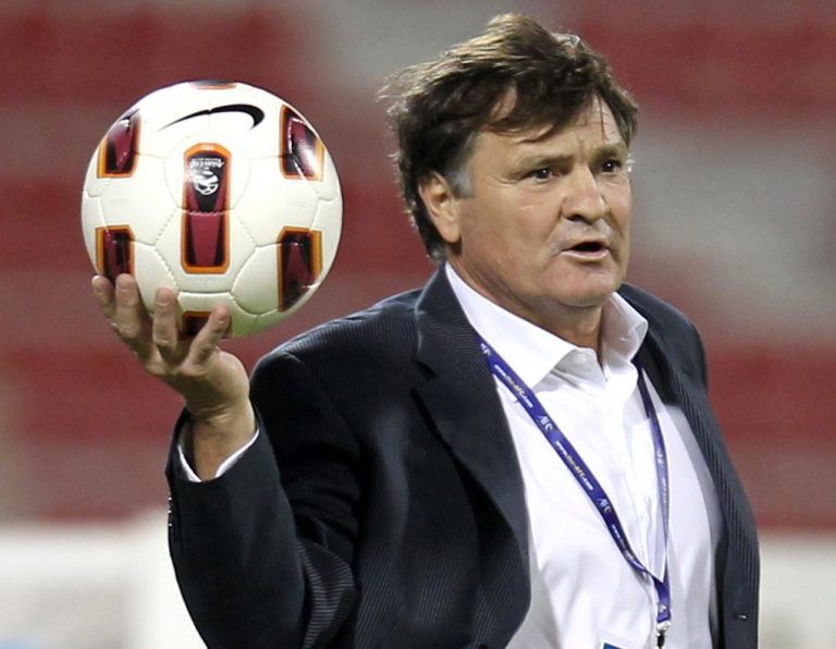 El exseleccionador nacional José Antonio Camacho apadrina el ‘Costa de la Luz Cup Santander’ de Punta Umbría