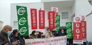 Sanitarios protestan en Punta Umbría para exigir la carrera profesional para todas las categorías del SAS