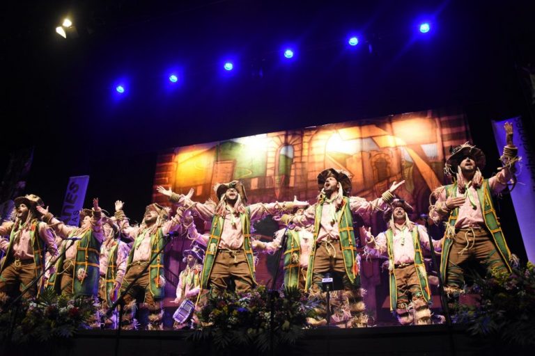 Punta Umbría disfruta de la primera sesión de preliminares de su Carnaval