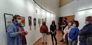 Una exposición aborda en Isla Cristina el feminismo desde el punto de vista masculino
