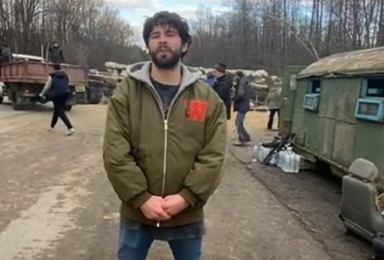 Petición de ayuda de un joven ucraniano que, tras más de una década en Huelva, regresa a su país para ayudar a su defensa