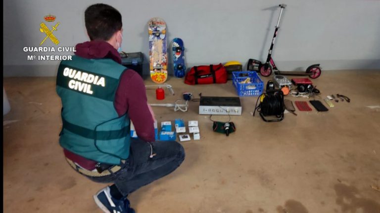Cuatro detenidos por distintos robos con fuerza en viviendas y fincas de Alájar
