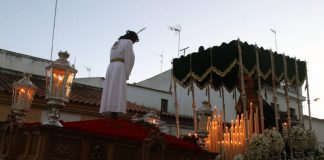Cartaya vive un Miércoles Santo lleno de Esperanza y con muchas novedades
