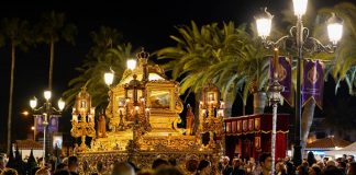 Ayamonte vuelve a vivir dos veces la muerte de Cristo