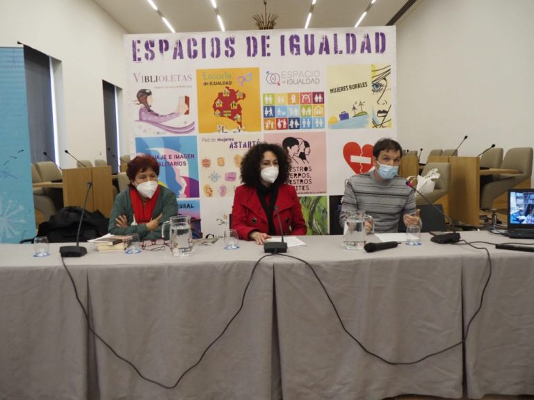 Las ‘Luchadoras anónimas’ y la represión franquista contra la mujer, a debate en el Espacio de Igualdad de Huelva