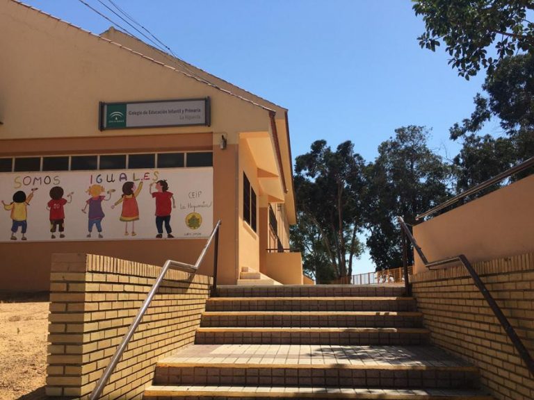 Arrancan las obras en el CEIP La Higuerita de Pozo del Camino tras años de reivindicaciones por la AMPA y el centro