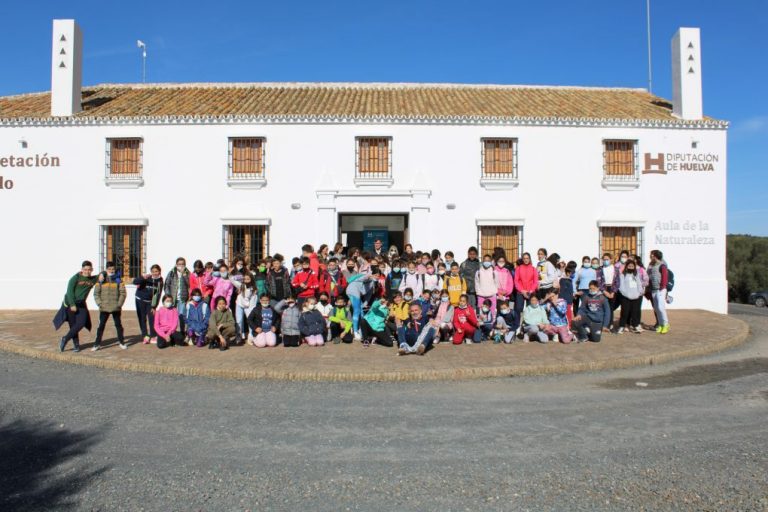 Unos 150 menores del Andévalo participan en el Encuentro comarcal de ‘Tierra de Cuentos’