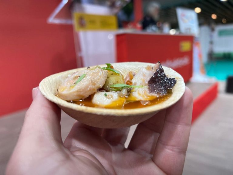 El pulpo de Punta Umbría se promociona en la Feria Alimentaria de Barcelona