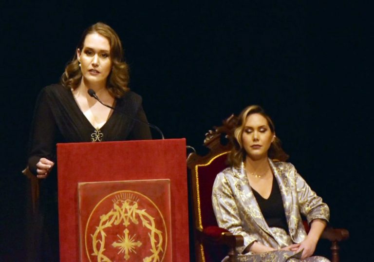 El Teatro de Lepe acoge el pregón de Semana Santa a cargo de Carmen Lucía González