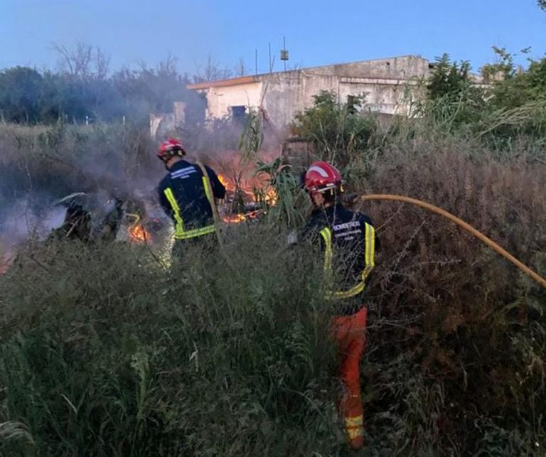 Bomberos del Consorcio intervienen en varios incendios en Villarrasa y en La Rábida