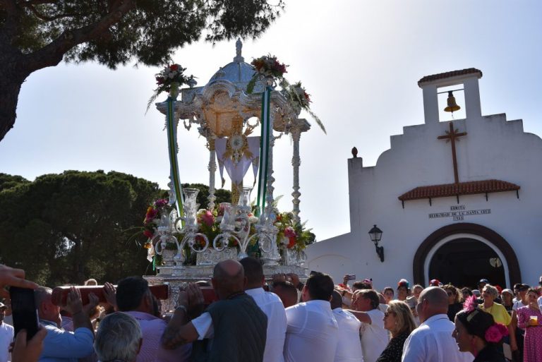 <strong>La Santa Cruz de Punta Umbría llega este viernes al recinto romero</strong>