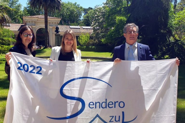 Islantilla recoge el distintivo ‘Sendero Azul’ que reconoce el valor de la ruta del parque de los Cerezos